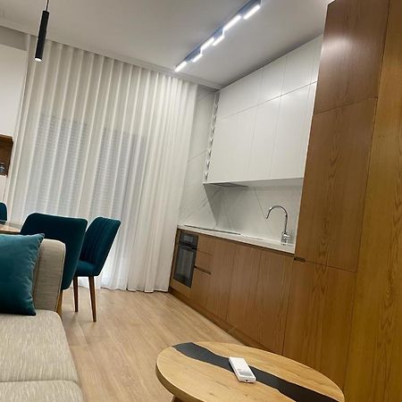 City Center Apartment Kafe Flora Тирана Экстерьер фото