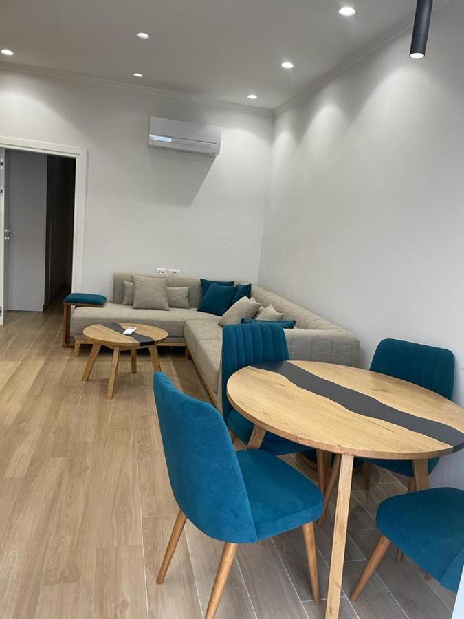 City Center Apartment Kafe Flora Тирана Экстерьер фото