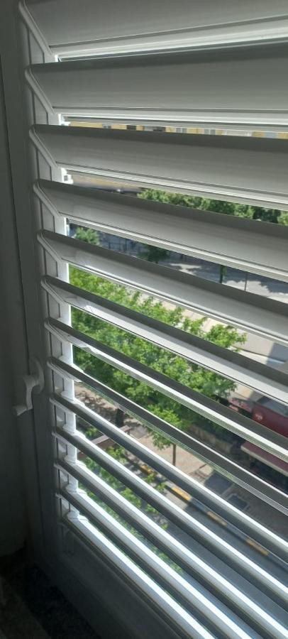 City Center Apartment Kafe Flora Тирана Экстерьер фото