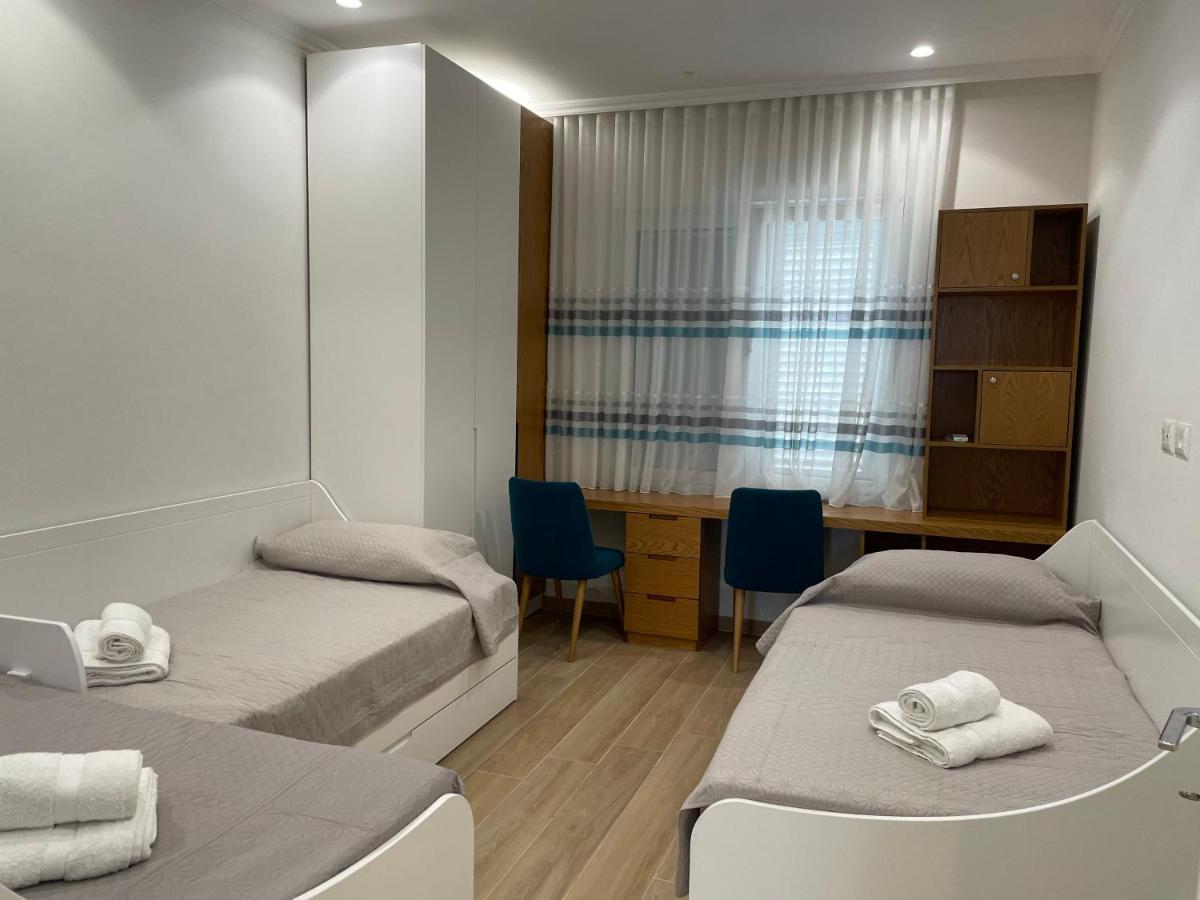 City Center Apartment Kafe Flora Тирана Экстерьер фото